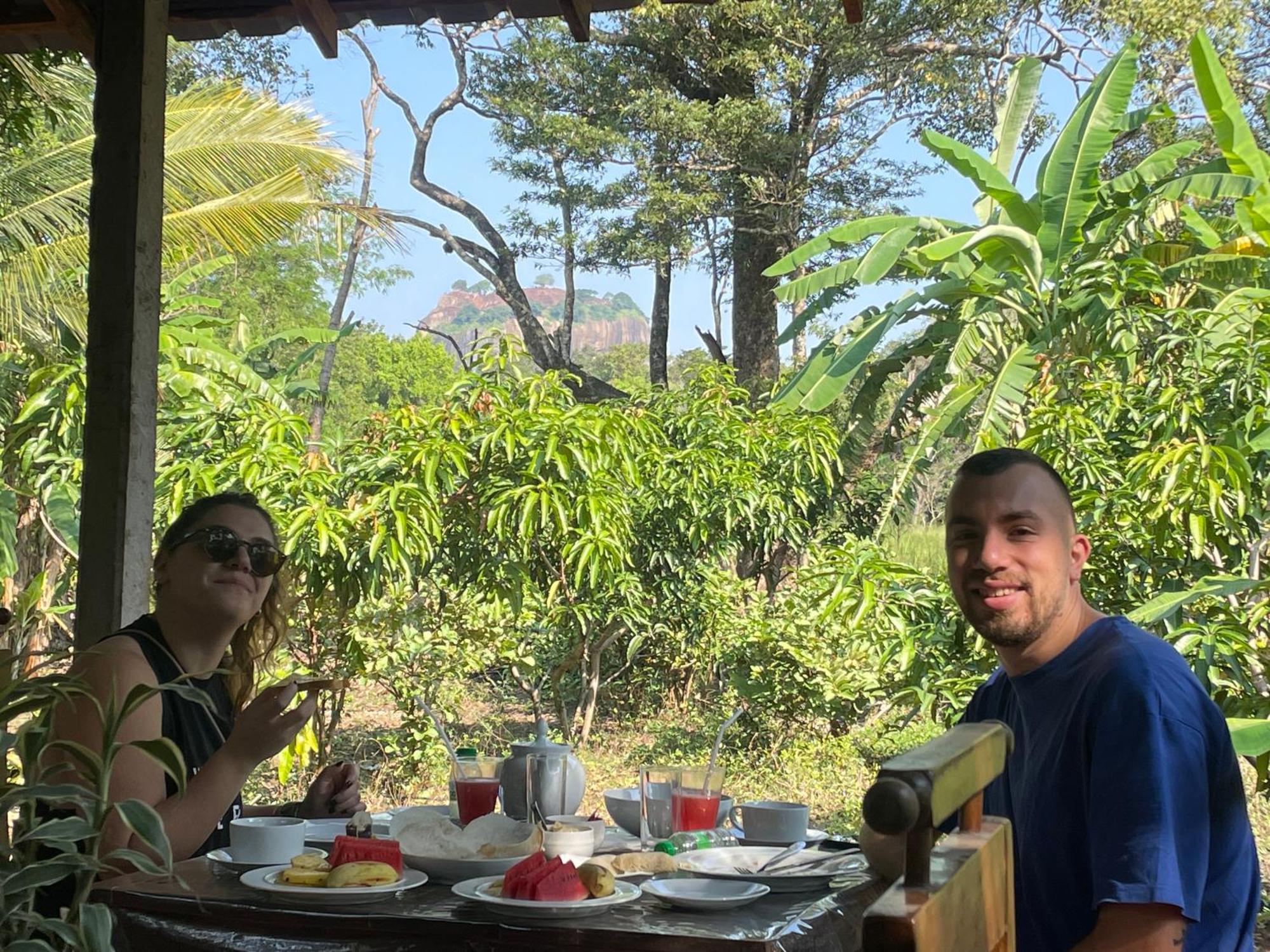 Yashi'S Place Sigiriya Dış mekan fotoğraf
